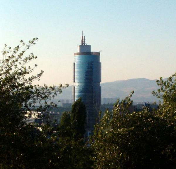 623px-Distant_view_of_Armada_Tower_in_Ankara