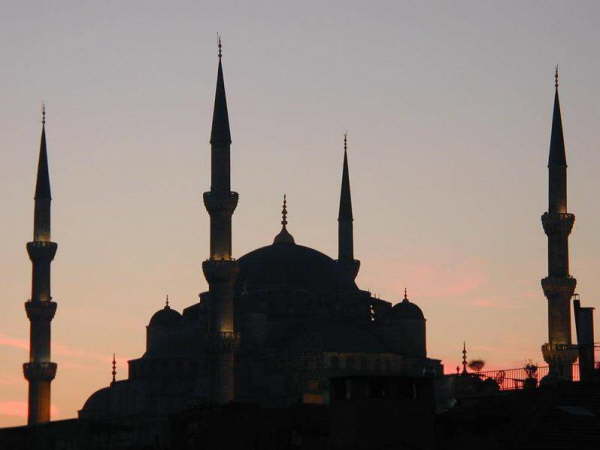 AhmetCamii_Silhouette